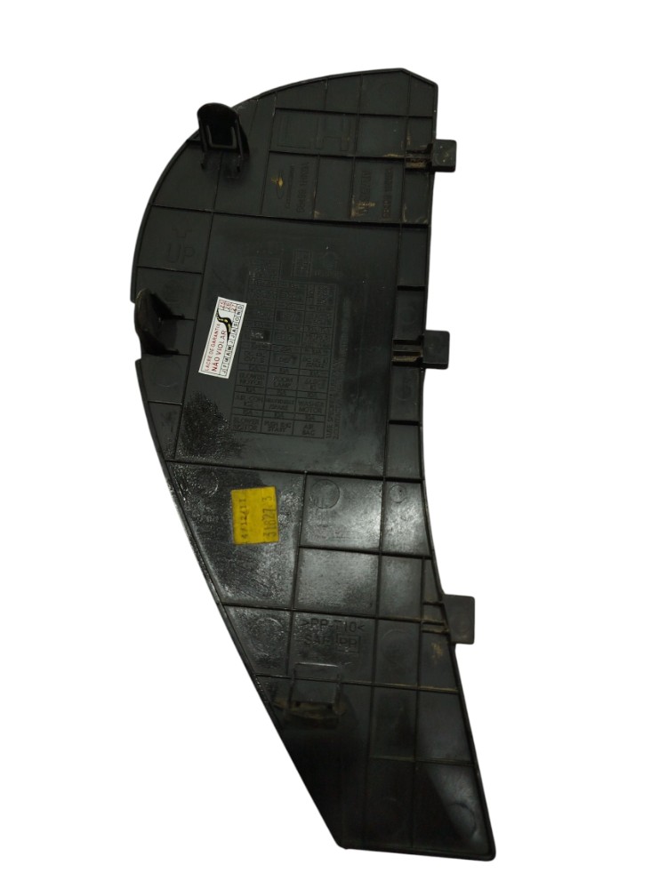 Acabamento Lateral Painel Nissan March Esquerdo 2011 A 2014 4