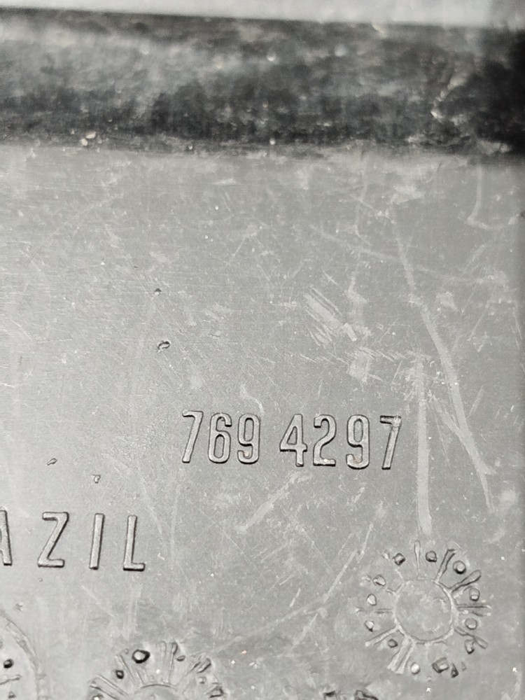 Moldura Para-choque Ld Direito Fiat Fiorino 1996 A 2010 – Preta – Plástico 8