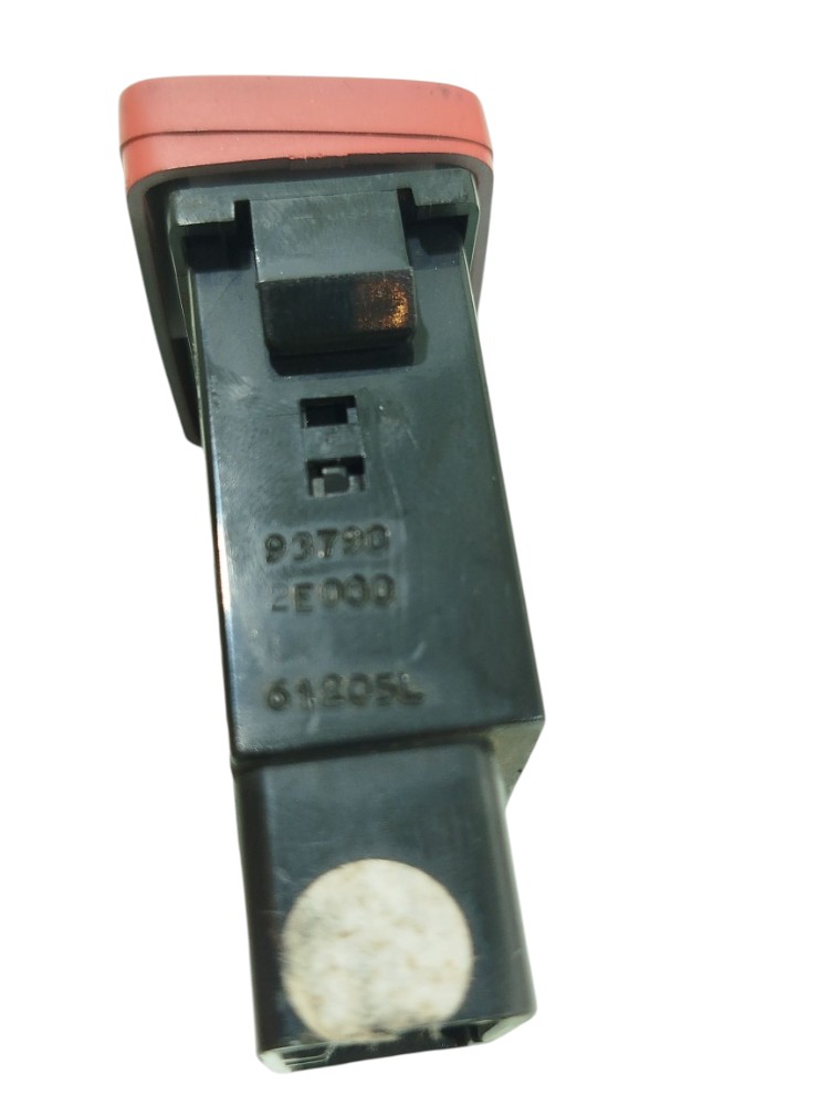 Botao Pisca Alerta Hyundai Tucson 2008 A 2012 Preta 7