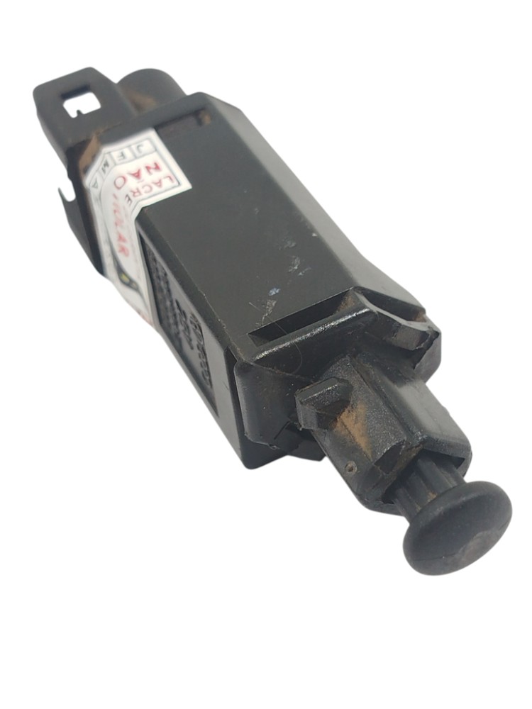 Sensor Interruptor Luz Freio Vw Gol 1995 191945515 7