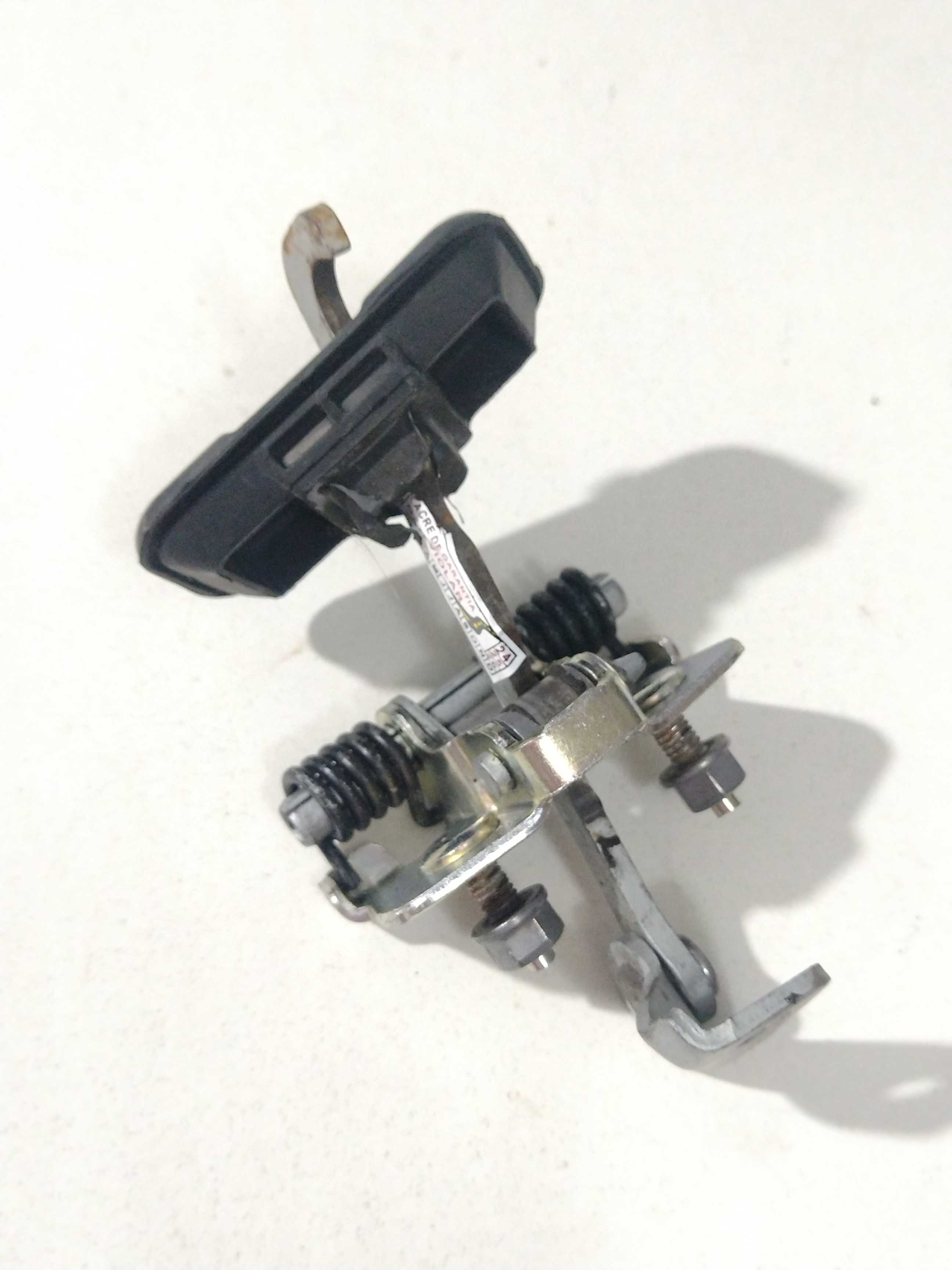 Limitador Porta Traseira Esquerda Sandero 2016 808949965r 2