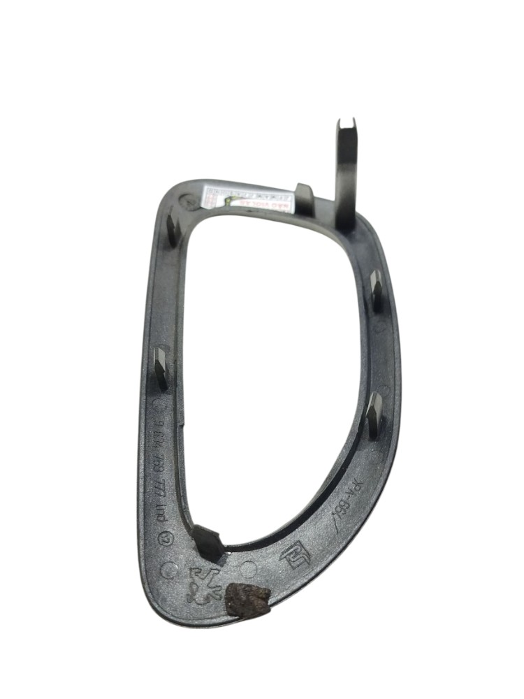 Moldura Maçaneta Interna Dianteira Direita Peugeot 307 2007 2