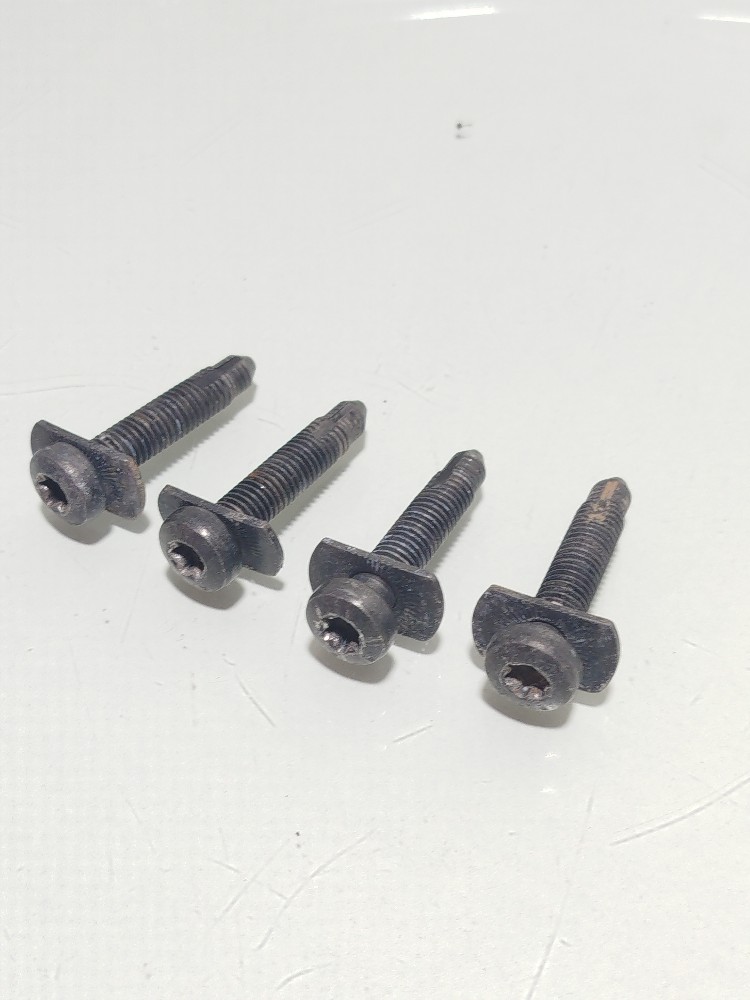 Parafuso Trilho Banco Peugeot 206 1.4 2005 2