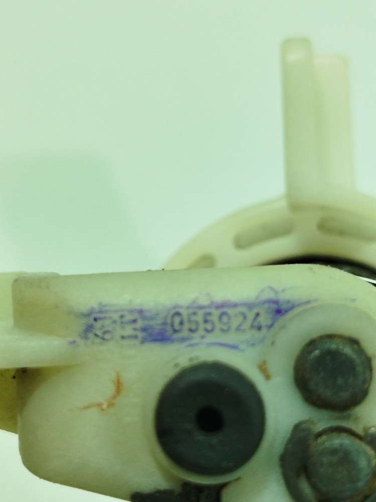 Miolo Fechadura Tampa Traseira Renault Clio 2006 9