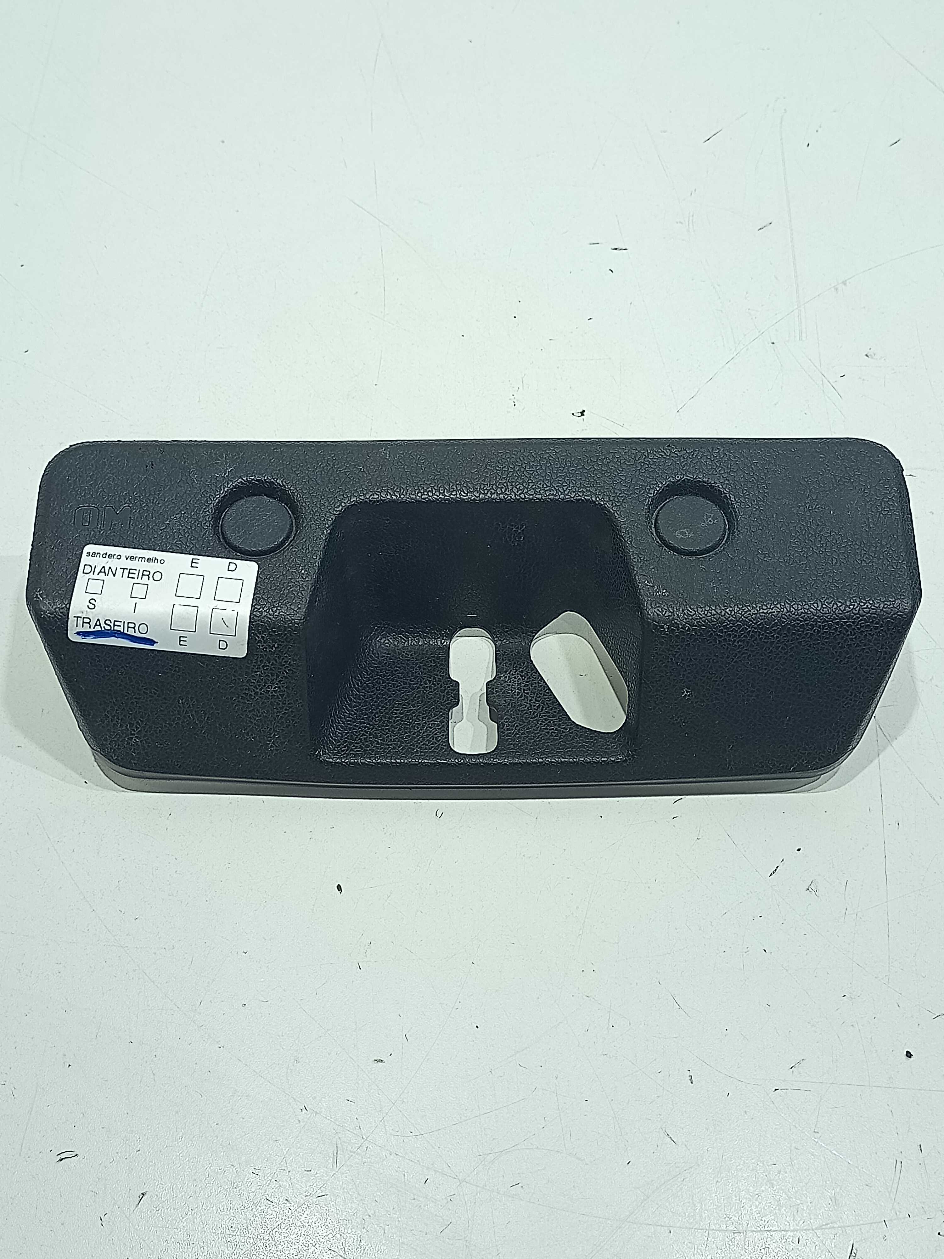 Moldura Batente Porta Malas Renault Sandero 2016 1.0 16v 1