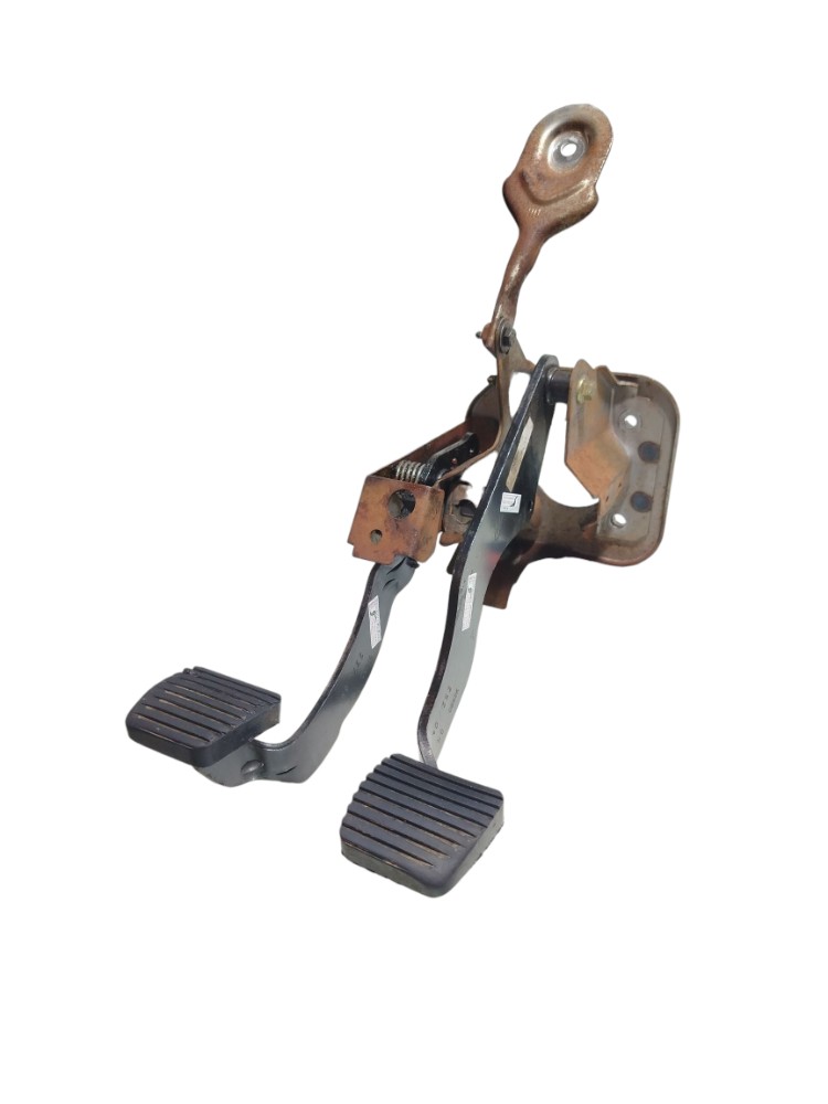 Pedal Duplo Embreagem F Peugeot 206 1.4 2005 97080 1
