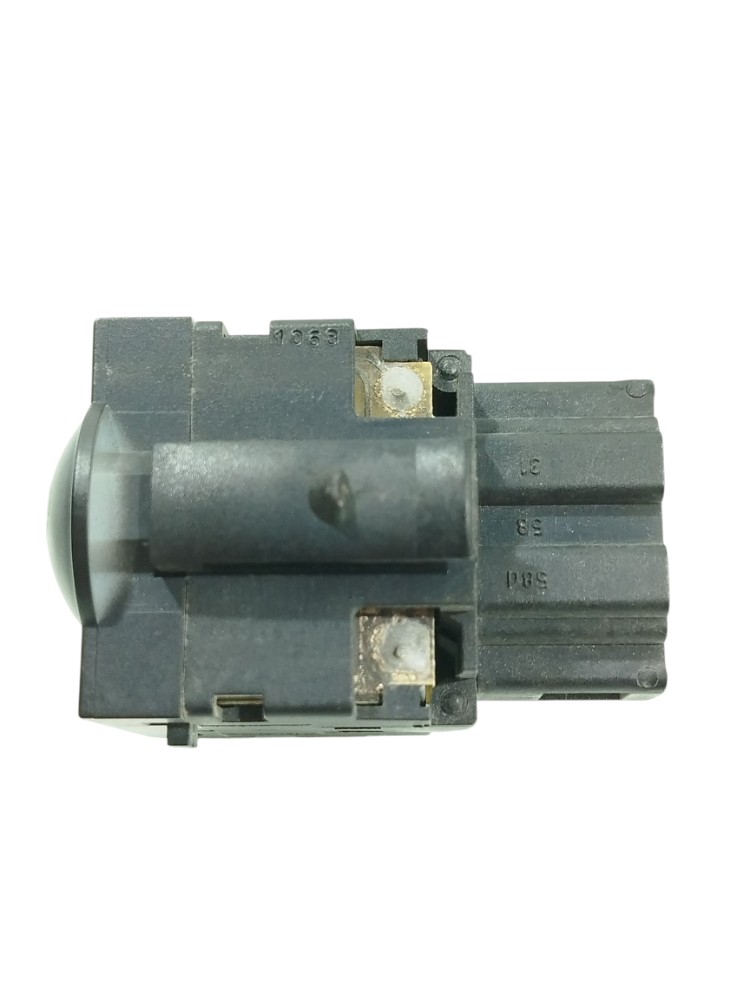 Botão Farol Regulagem Luz Chave Painel Vw Passat 1998 A 2005 8