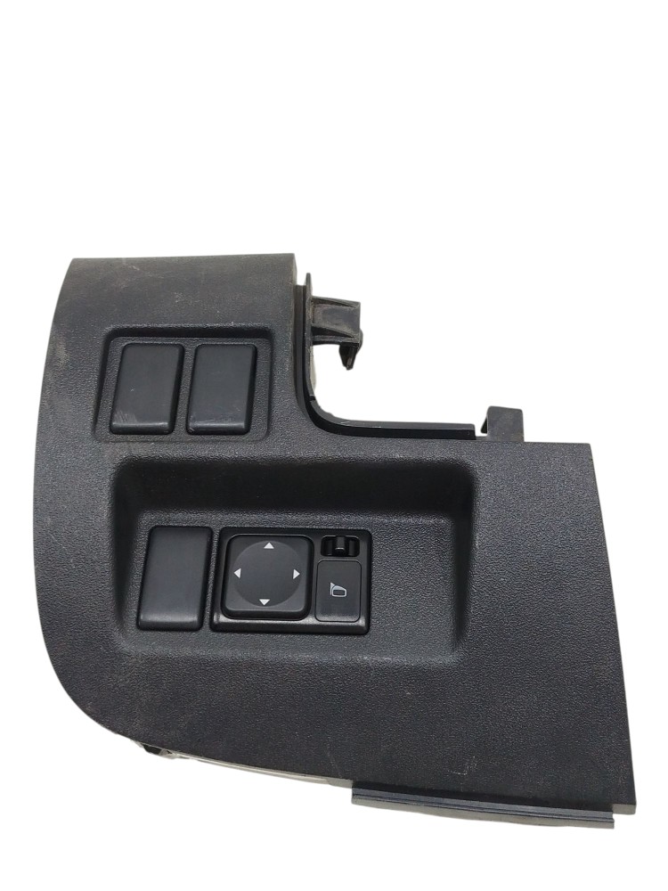 Moldura Botão Retrovisor Nissan Versa 2012 5