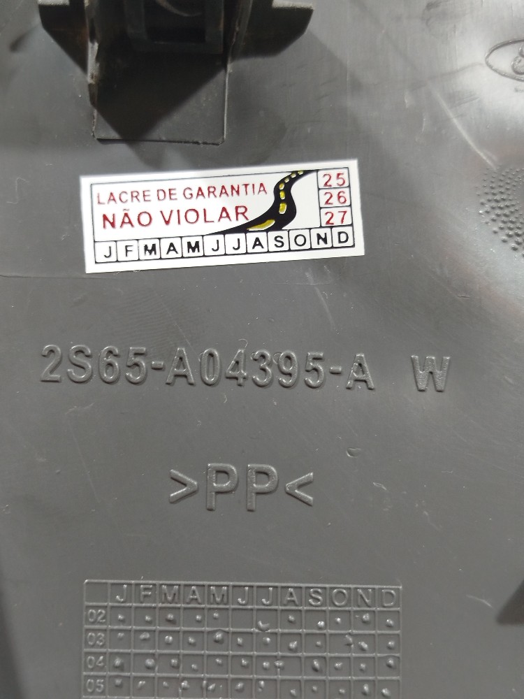 Acabamento Esquerdo Lateral Ford Fiesta 2002 A 2014 Cinza 6