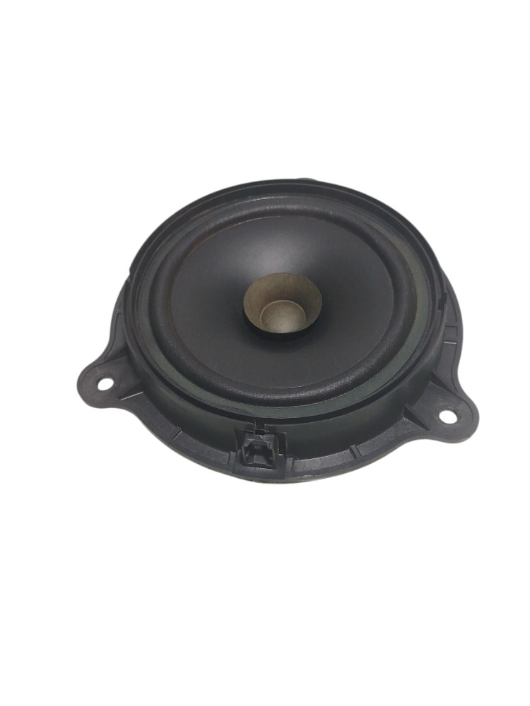 Alto Falante Porta Tras Esquerda Nissan Versa 2013 7
