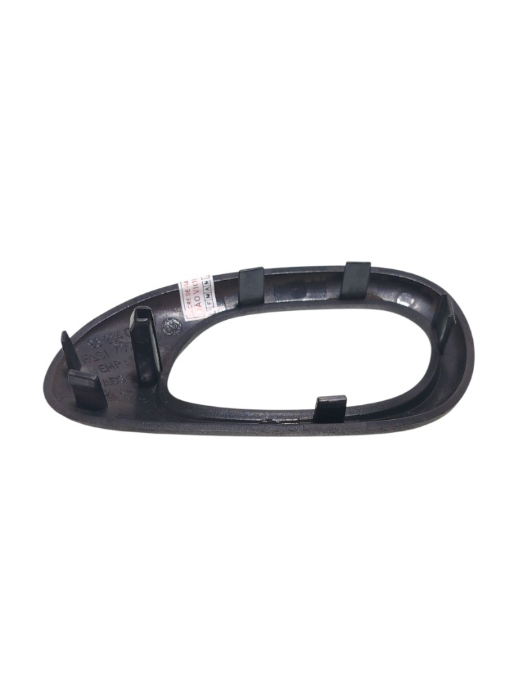 Moldura maçaneta interna Tras Esq Peugeot 206 2005 5