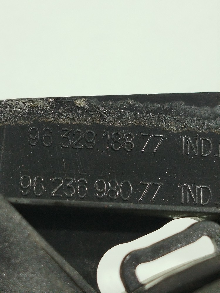 Maçaneta interna Diant Direito Peugeot 206 2006 7