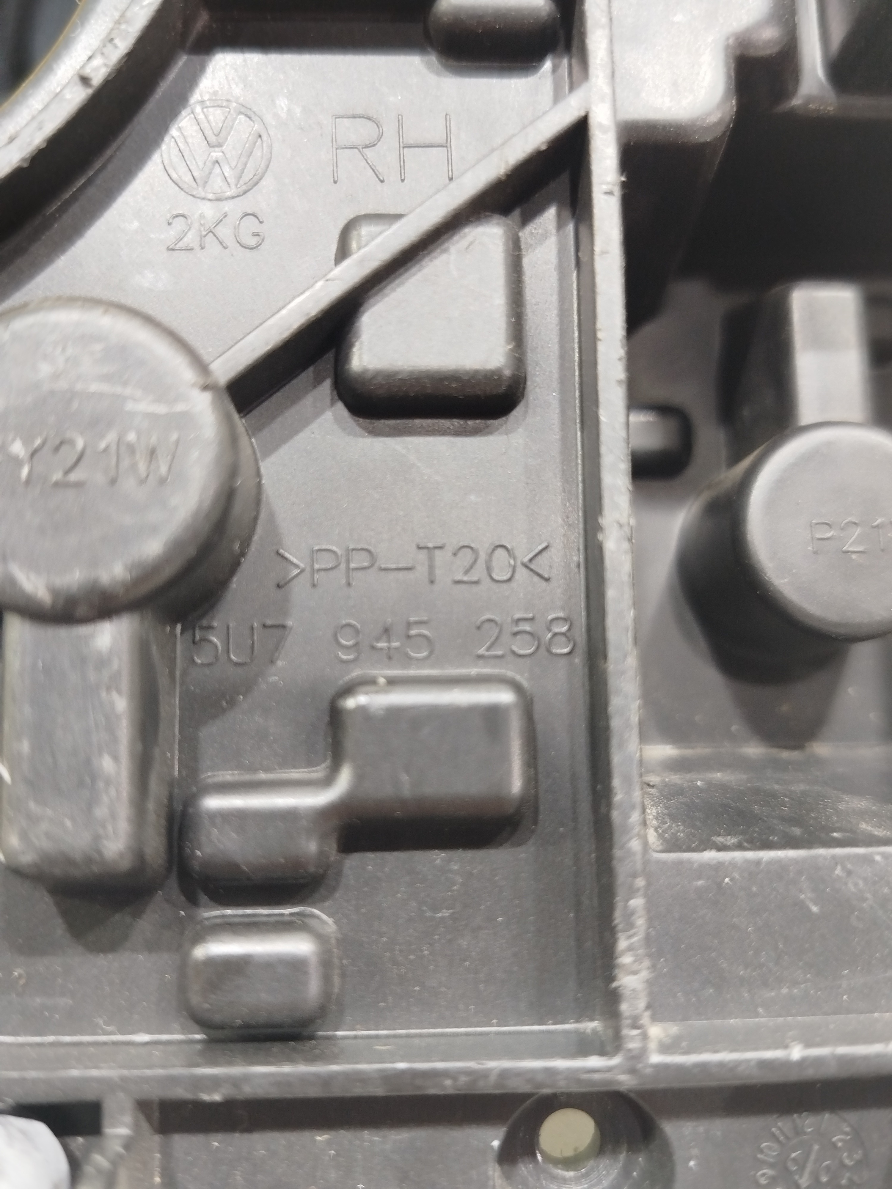 Circuito Lanterna Direita Vw Saveiro 2010 3