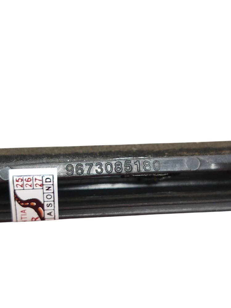 Pestana Externa Porta Diant Esq Peugeot 208 2013 9673085180 2
