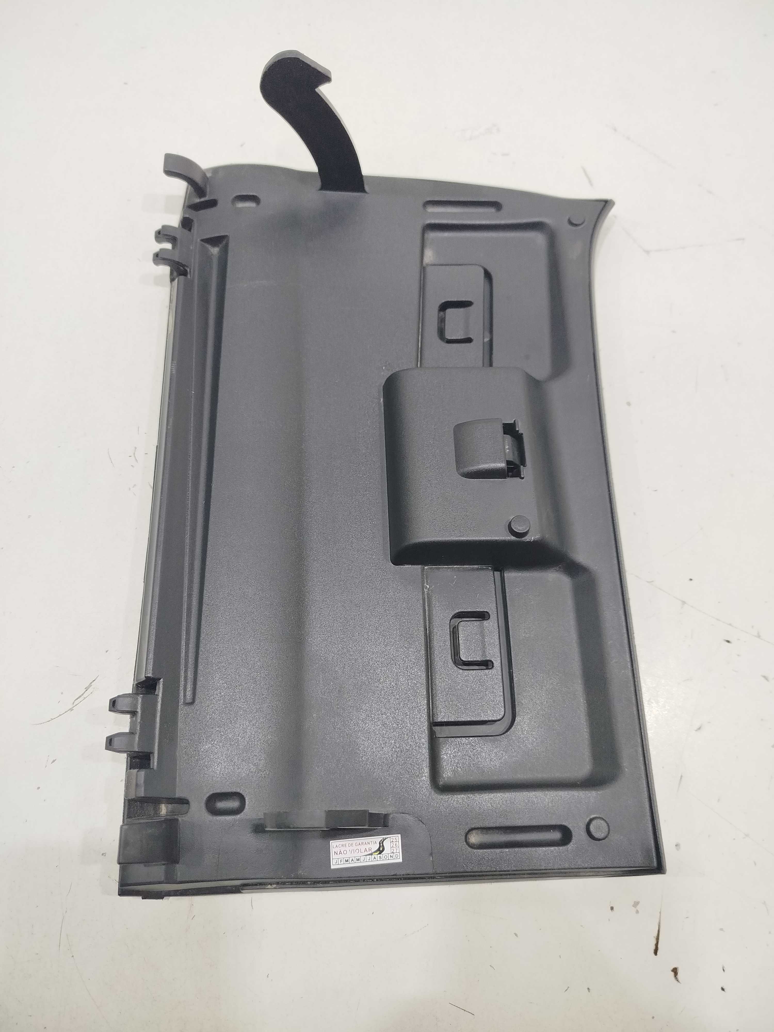Tampa Porta Luvas Nissan Versa V Drive 2020/21 Original