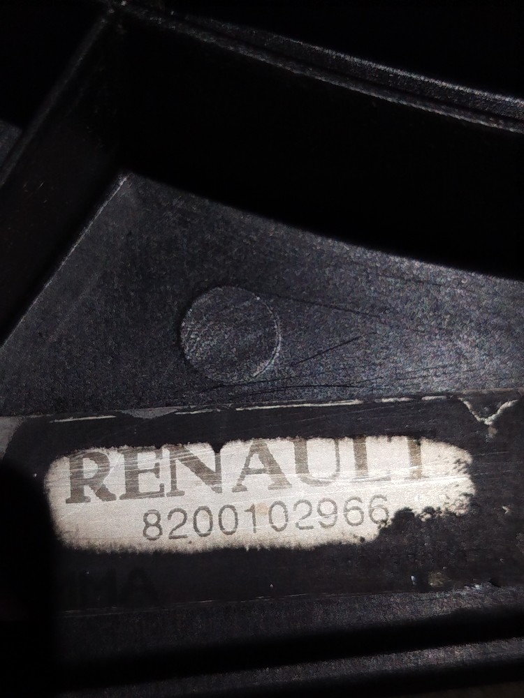 Defletor Motor Ventoinha Renault Scenic 1.6 16v 2001 A 2009 4