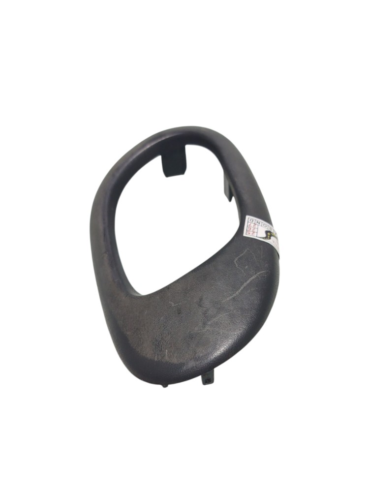 Moldura maçaneta interna Tras Esq Peugeot 206 2005 3