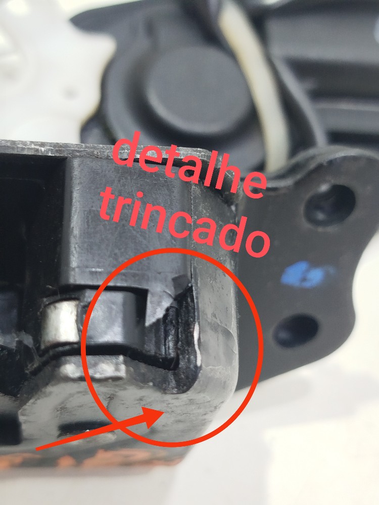 Fechadura Tampa Tras Toyota Hillux Sw4 2009 cabo e cilindro 4