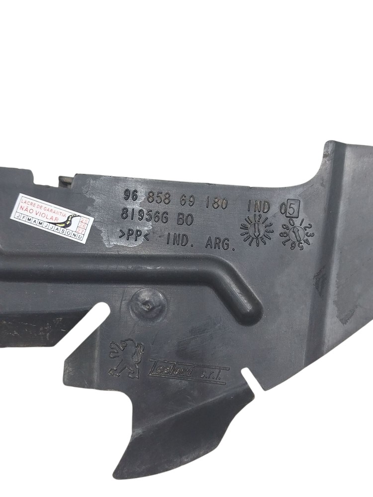 Defletor Ar Radiador Peugeot 207 2009 A 2014 3