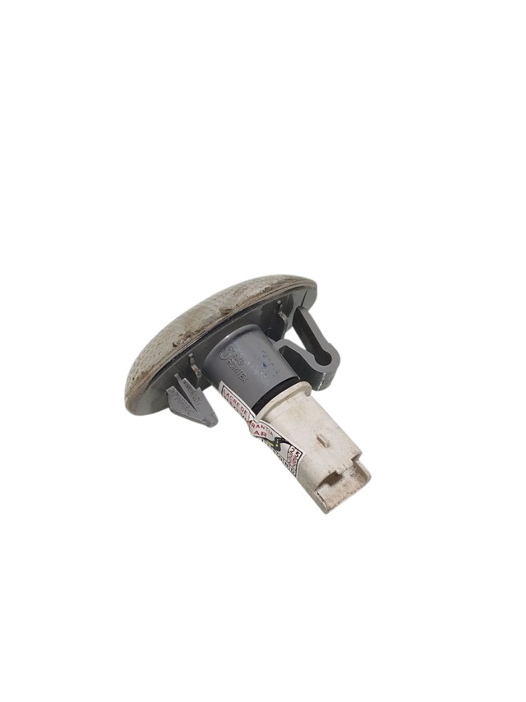 Luz pisca Paralama Peugeot 206 1.4 2005  3311 3