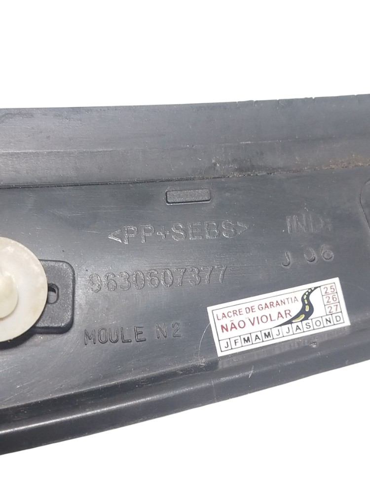 Moldura Churrasqueira Grade Dir Peugeot 207 2008 9630607377 5