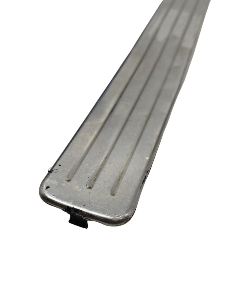 Soleira Porta Dianteira Direita Touareg 2005 7l0853656c Cromado 3