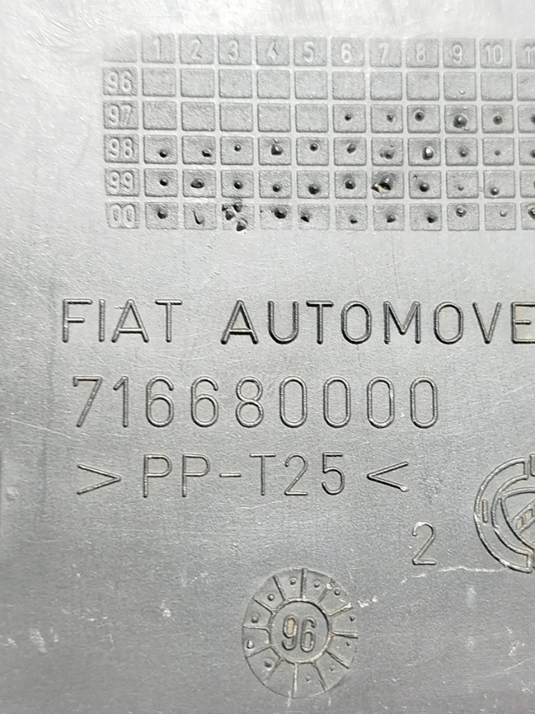 Cinzeiro Porta Objeto Painel Fiat Siena 2002 716680000 2