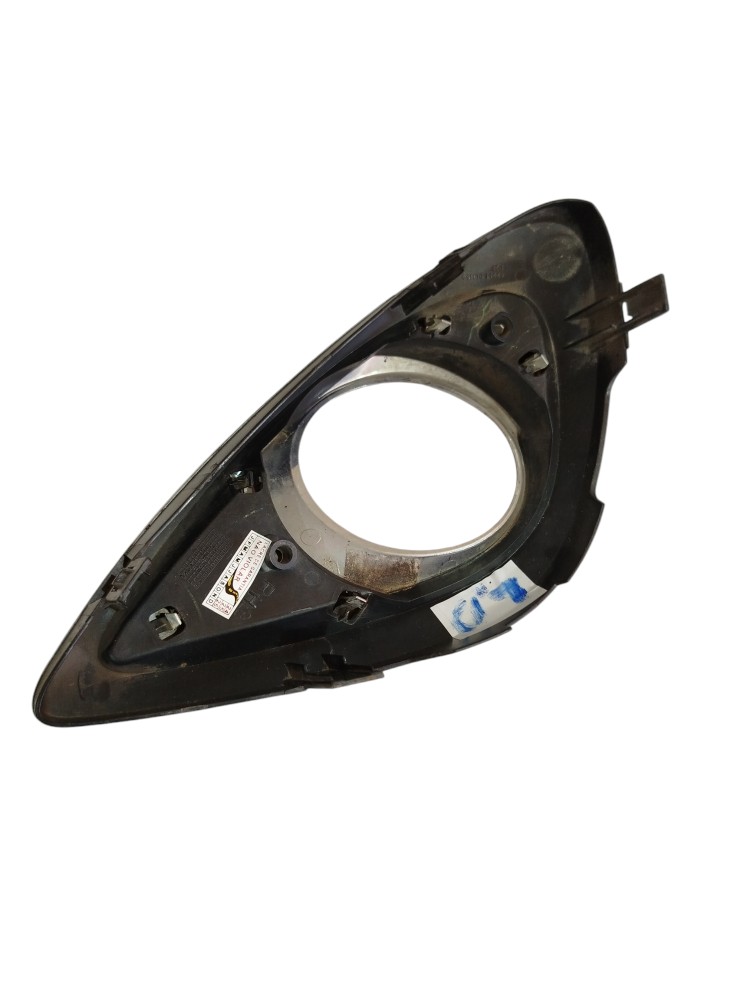 Moldura Farol Milha Ld Direito March 2017  Preto Direito 4
