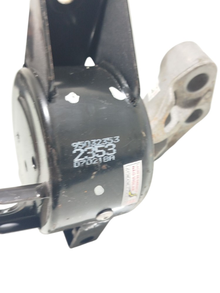 Coxim Motor Esquerdo GM Spin 1.8 2018  95032353 5