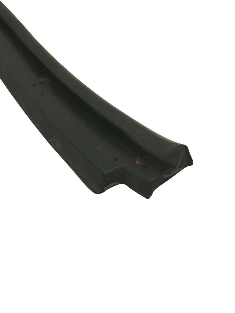 Borracha Inferior Carroceria Traseira Direita Xsara 2002 5