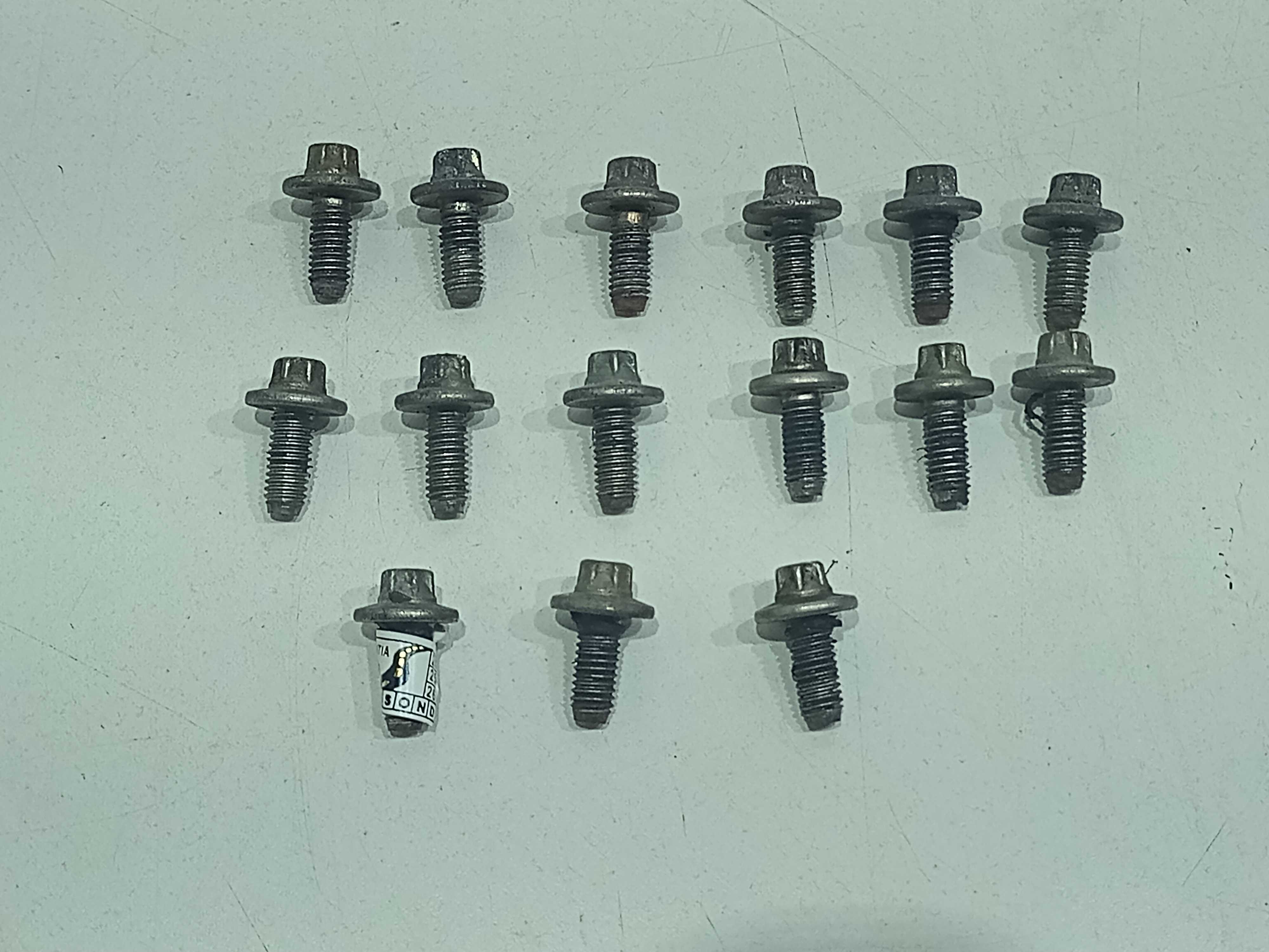 Kit Parafuso Carter Renault Clio 1.0 8v 2004 4