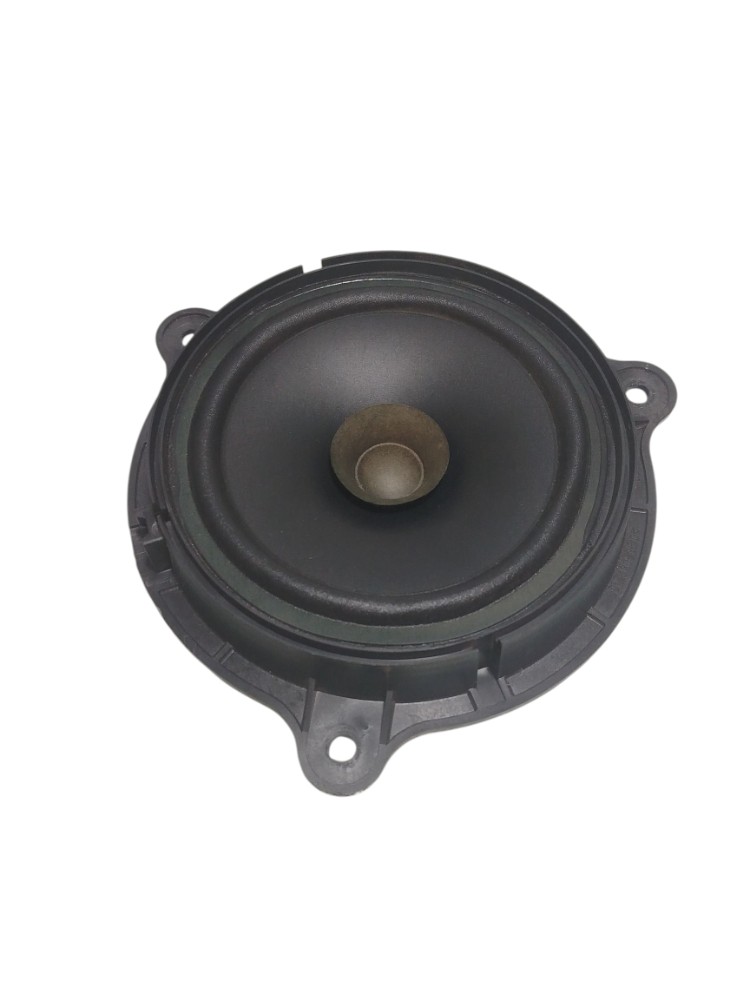 Alto Falante Porta Tras Esquerda Nissan Versa 2013