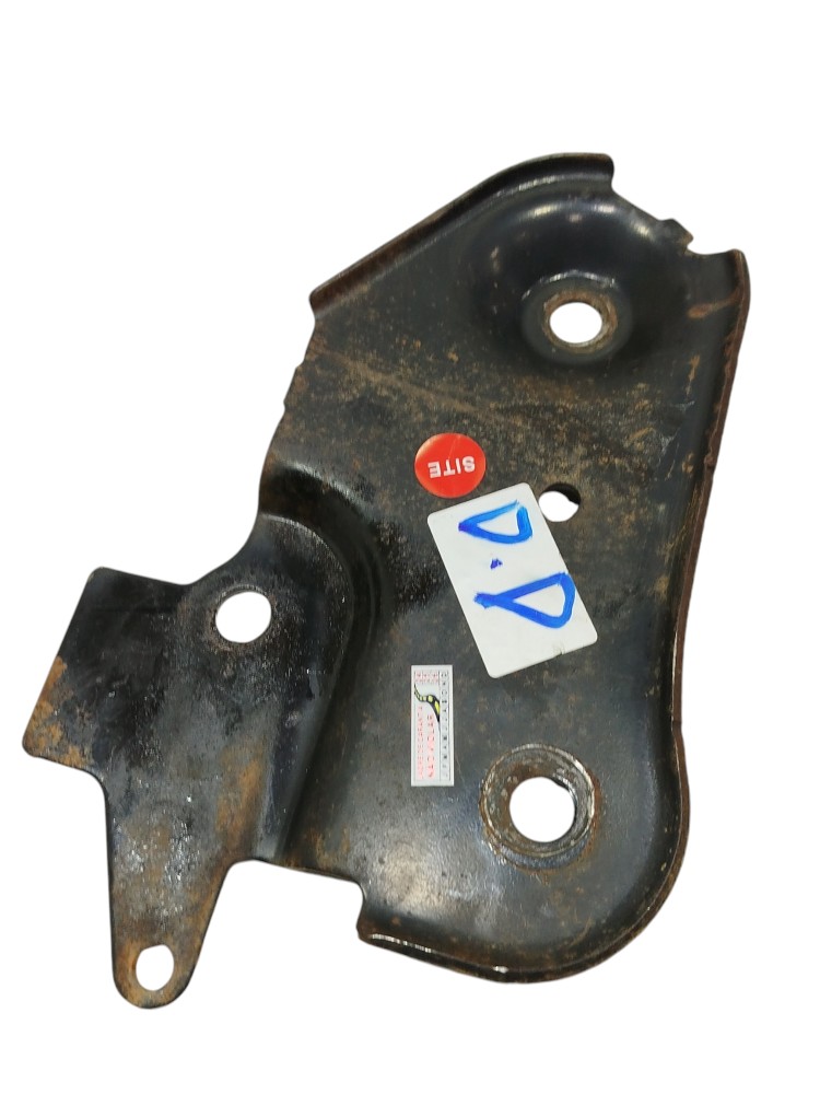 Suporte agregado Dianteiro Direito Duster 4×4 2.0 16v 2015 3