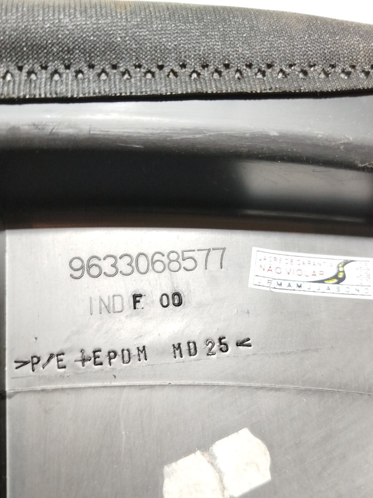 Moldura Superior Chave Seta Citroen Xsara 2000 9633068577 Preto 2