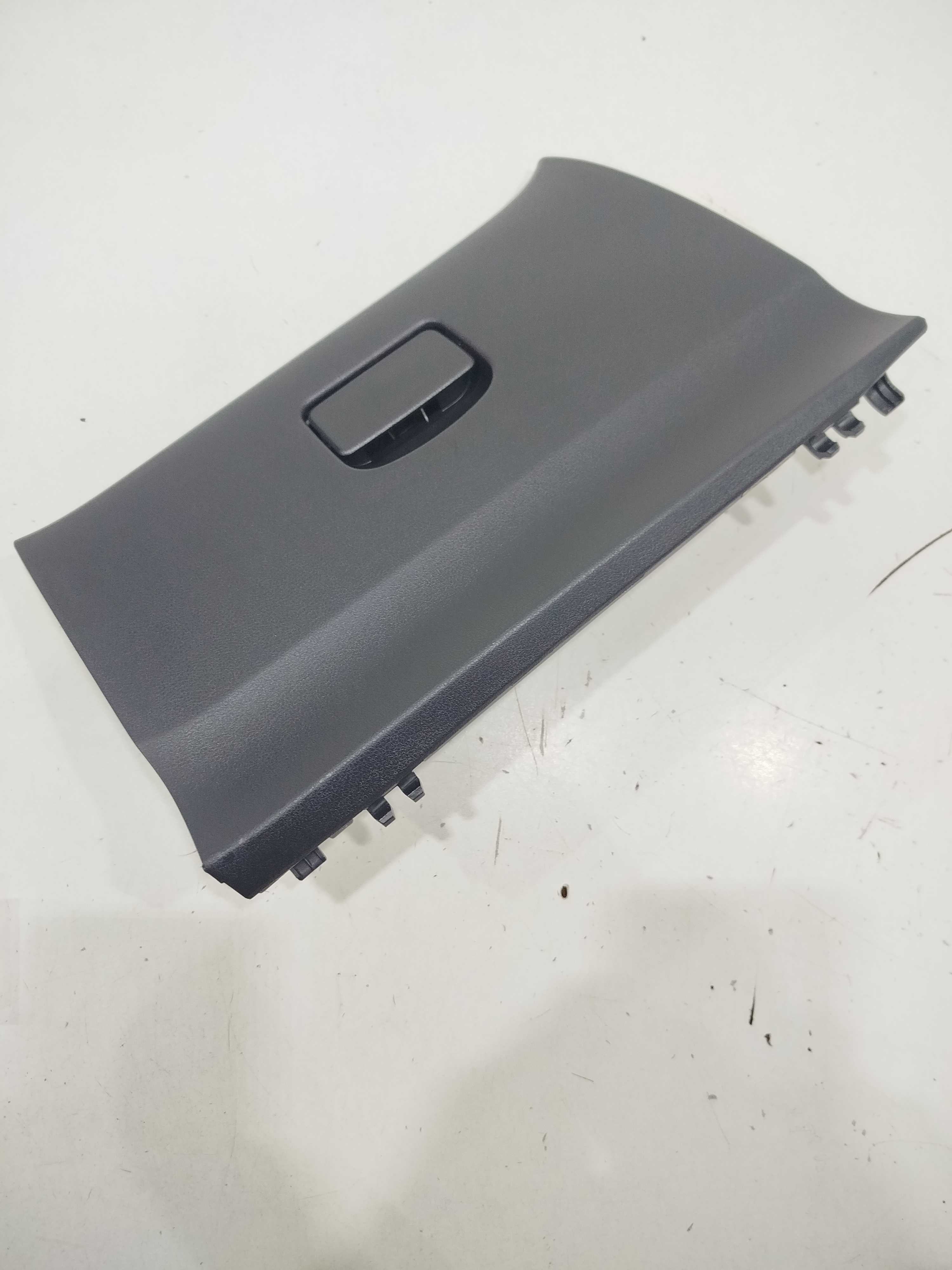 Tampa Porta Luvas Nissan Versa V Drive 2020/21 Original 5