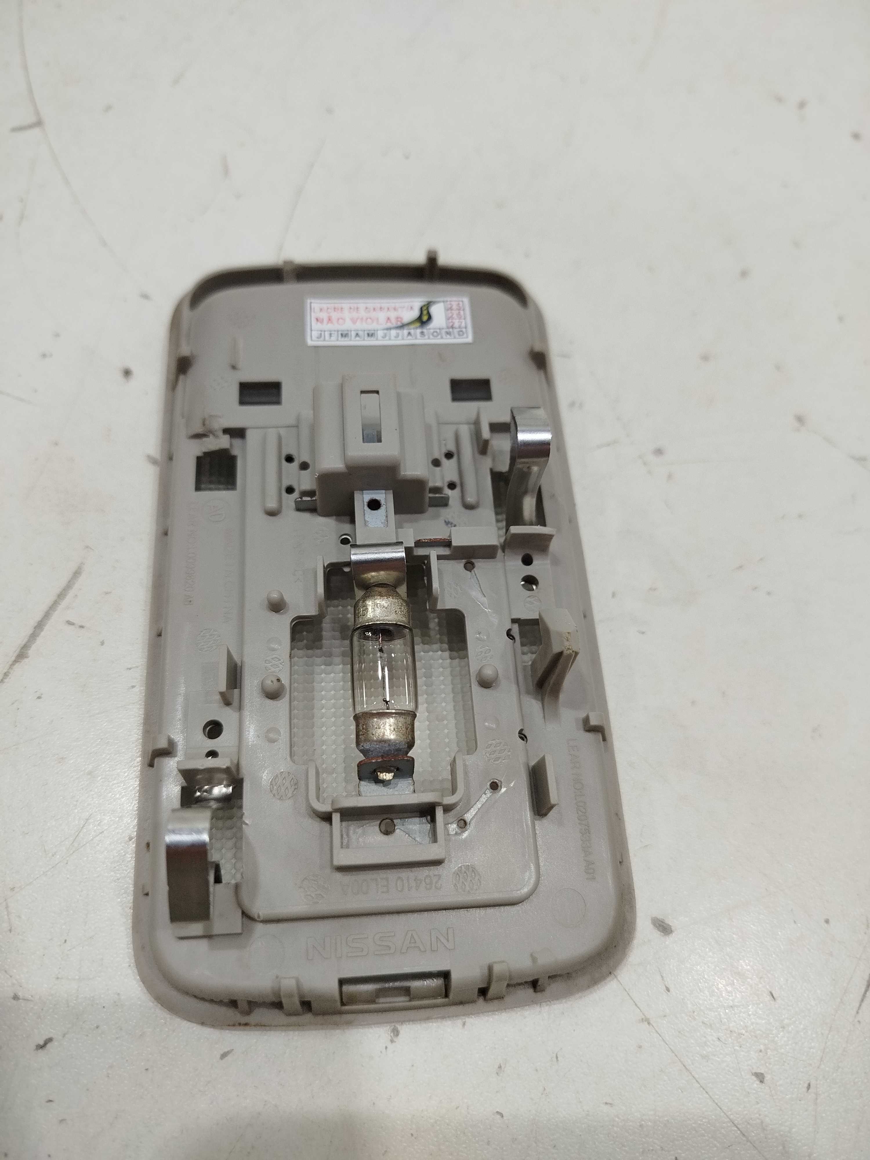 Luz Lanterna Teto Cortesia Nissan Sentra Versa 2015 A 2020 3