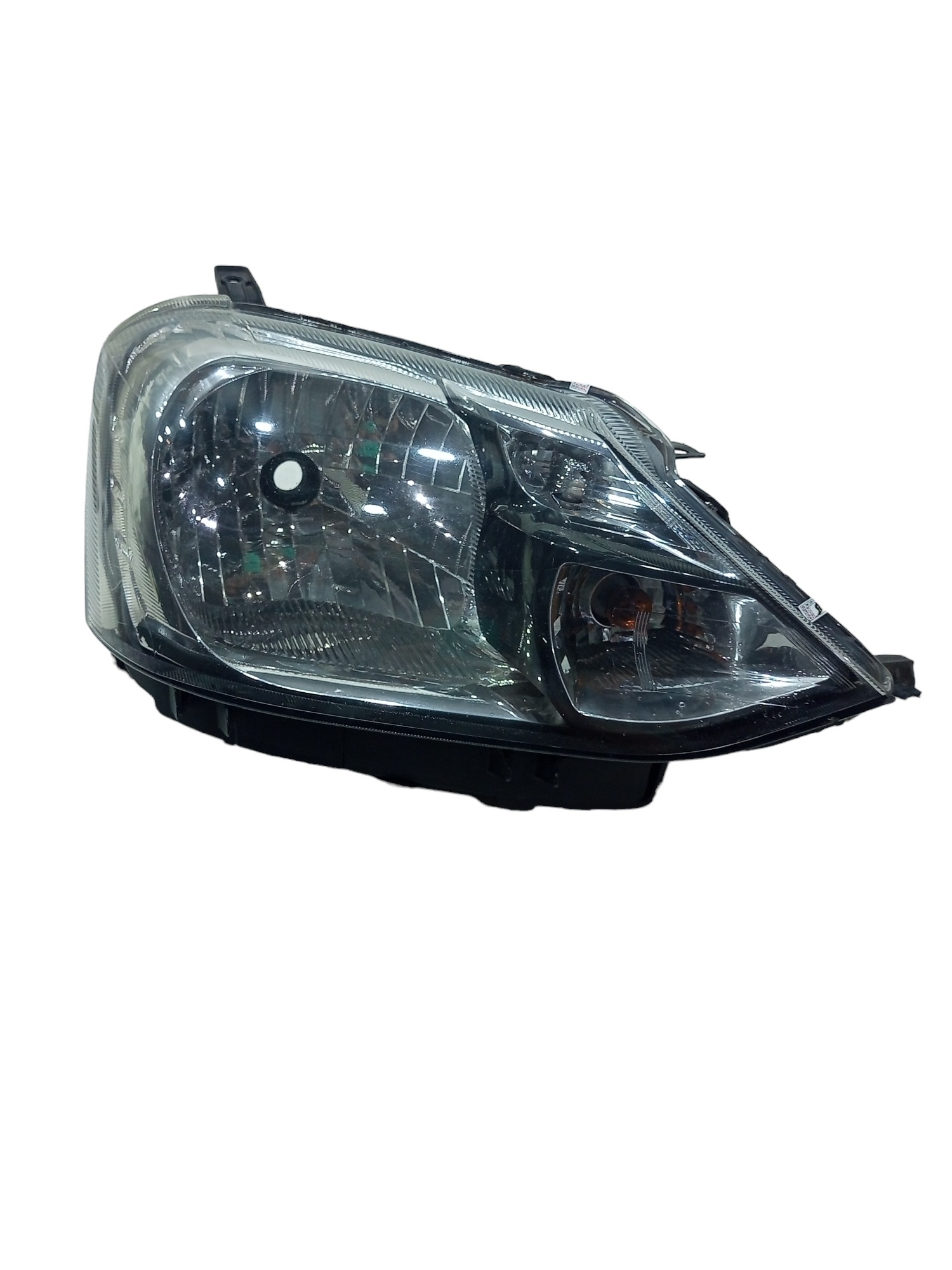 Farol Dianteiro Direito Etios Hatch Platinum 2017 Detalhe Direito 9