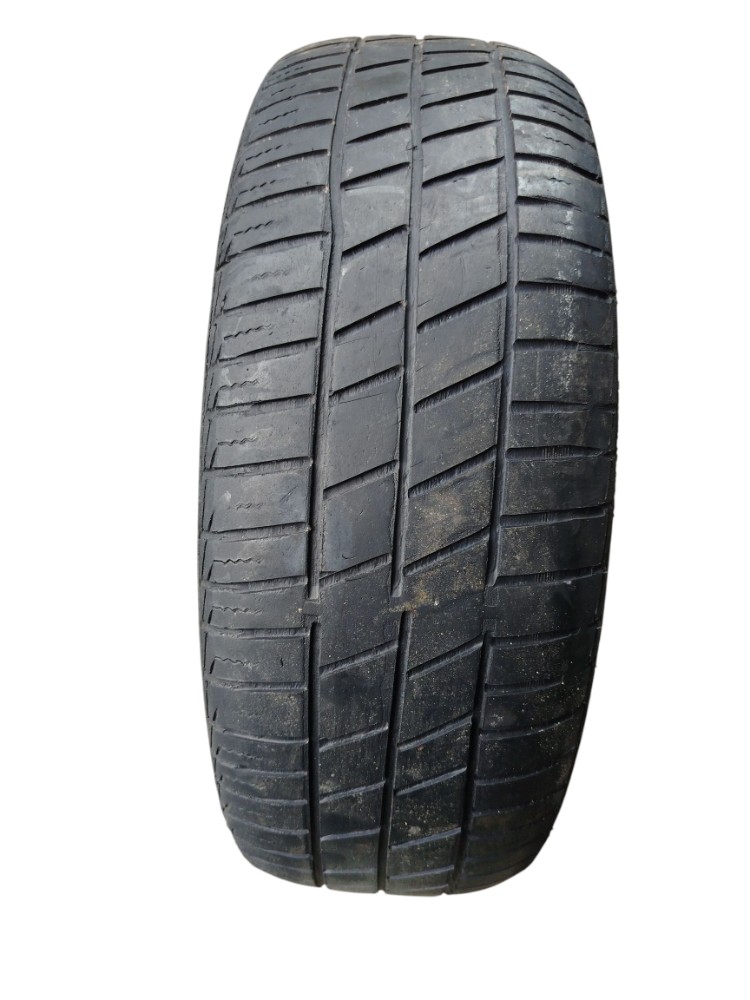 Pneu e Roda Ferro 185 65 15 Vw Fox 2014 4