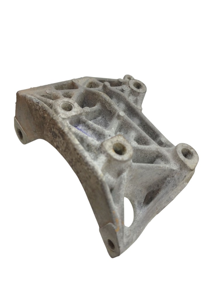 Suporte Alternador Renault Clio 2006 4