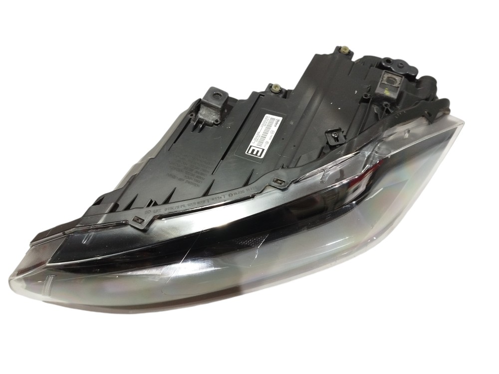 Farol Esquerdo Vw Polo Virtus 2021 Com Detalhe 3