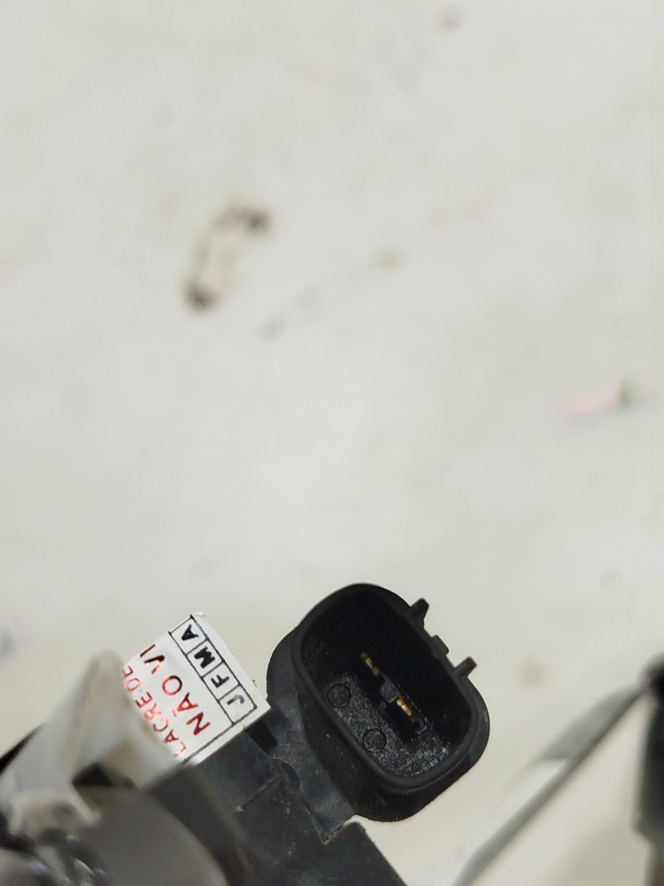 Máquina Vidro Traseiro Direito Elétrico Ni March 2011 A 2019 2