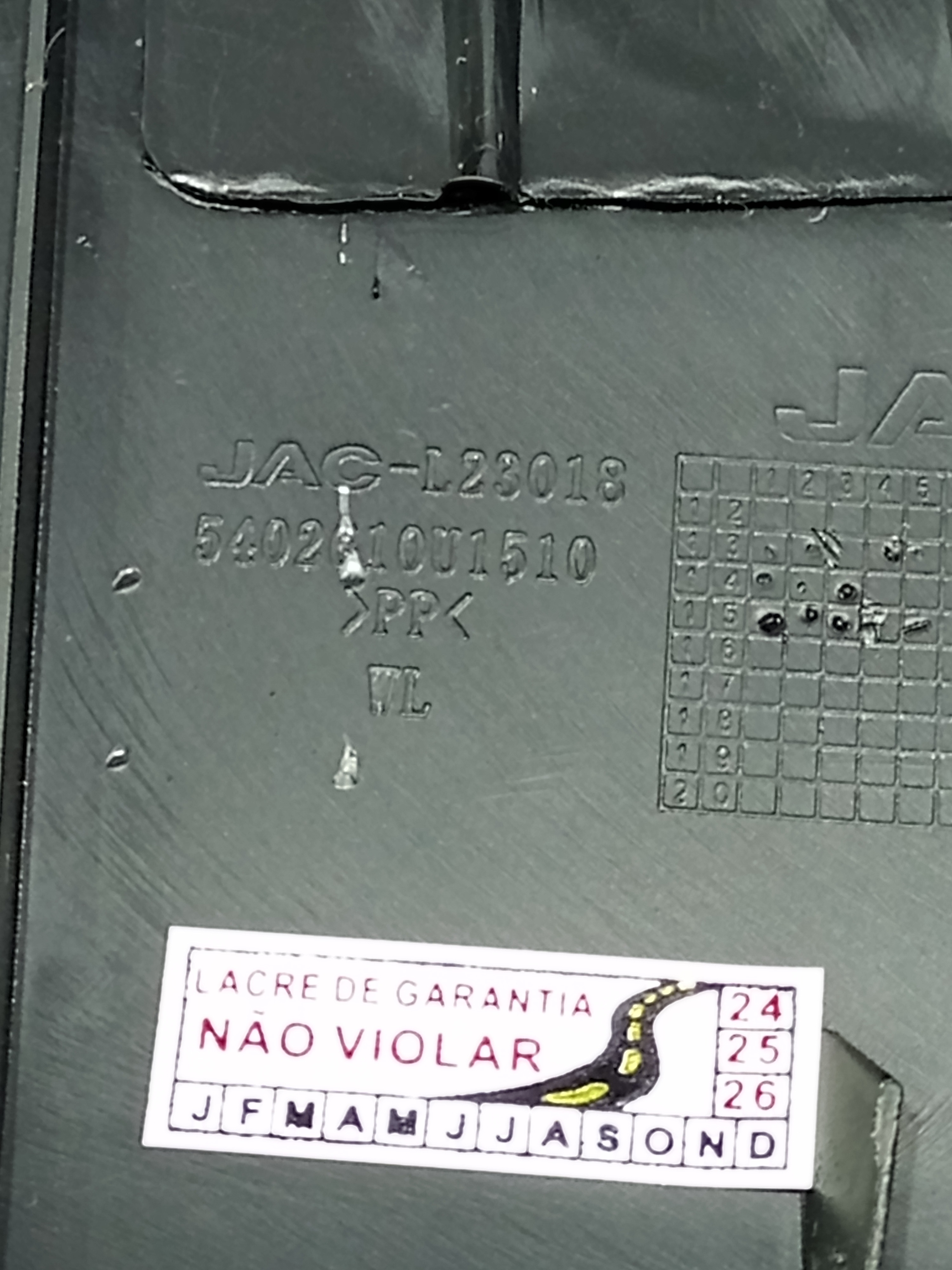 Moldura Interna Painel Traseiro Jac T6 2.0 16v 2016 5