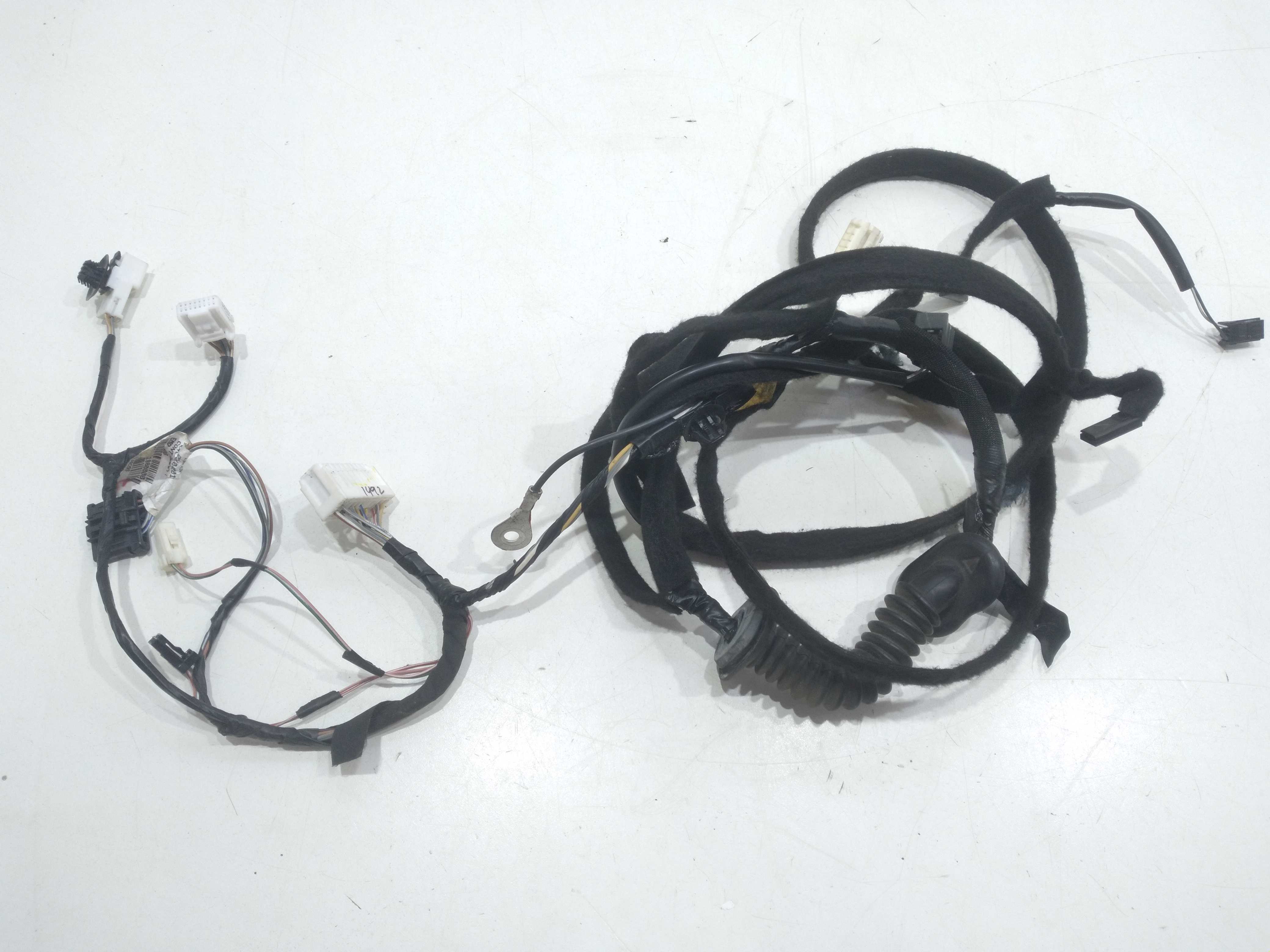 Chicote Tampa Traseira Renault Sandero 1.0 16v 2016 1