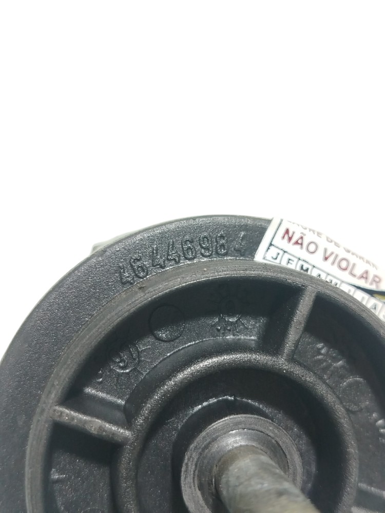 Parafuso fixação estepe Fiat palio siena uno 1999 46446984 4