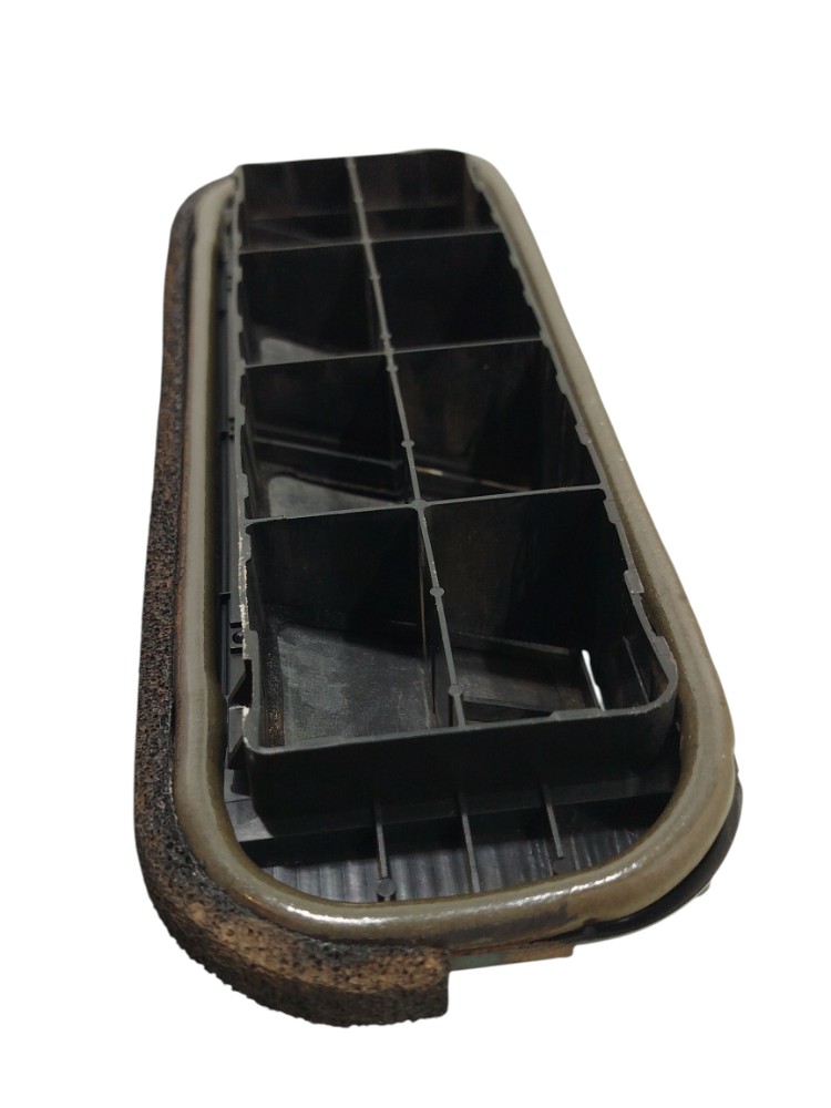 Difusor Saida Ar Tras Esq Nissan Versa 2013 1