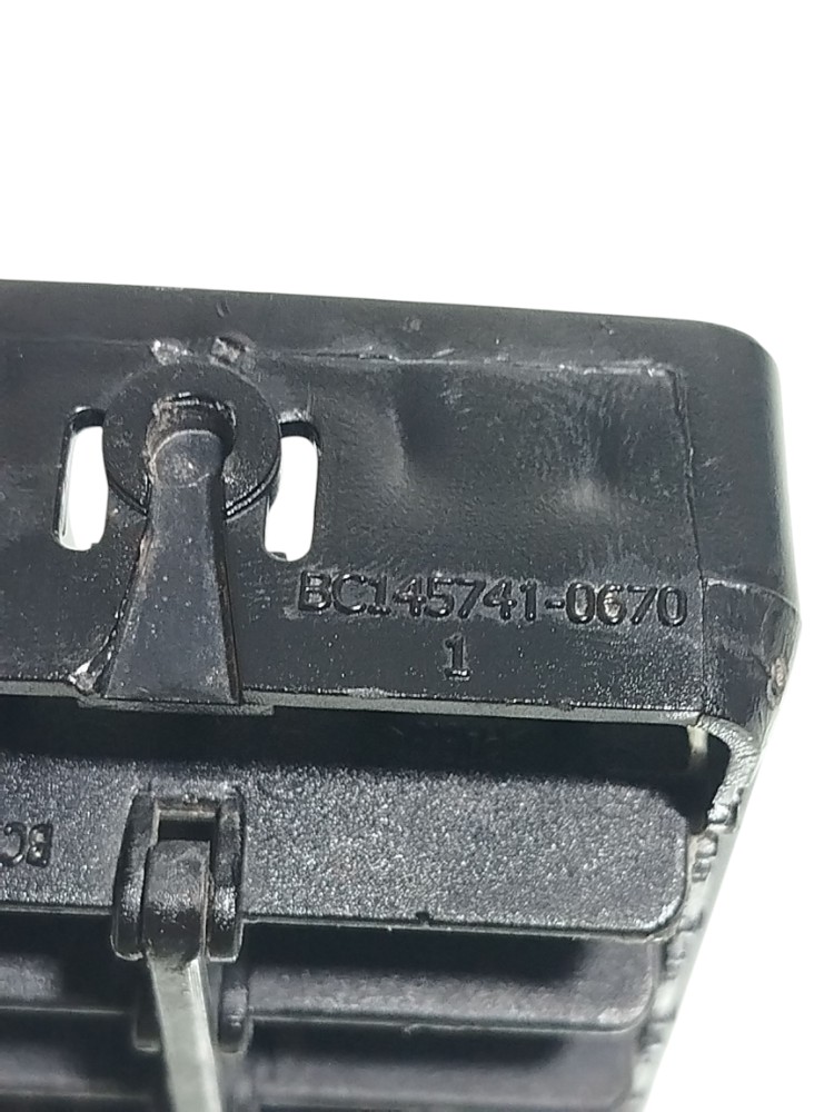 Difusor Saida Ar Painel Fiat Fiorino 2010 BC145741-0670 6