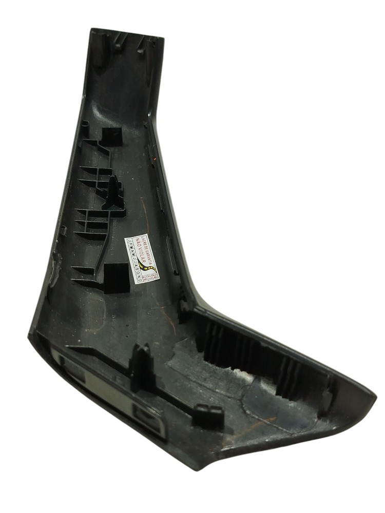 Moldura Puxador Traseiro Esquerdo Polo 1.6 2021 Preto 2