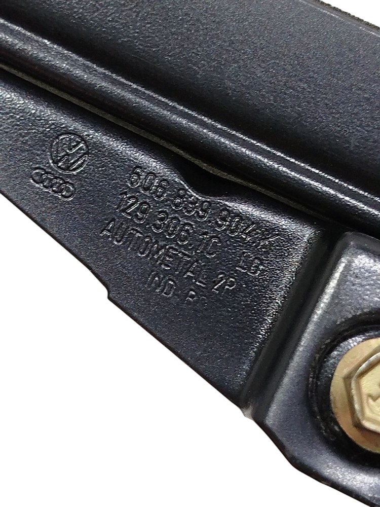 Trilho Guia Vidro Traseiro Direito Polo 2003 6Q6839904K 8