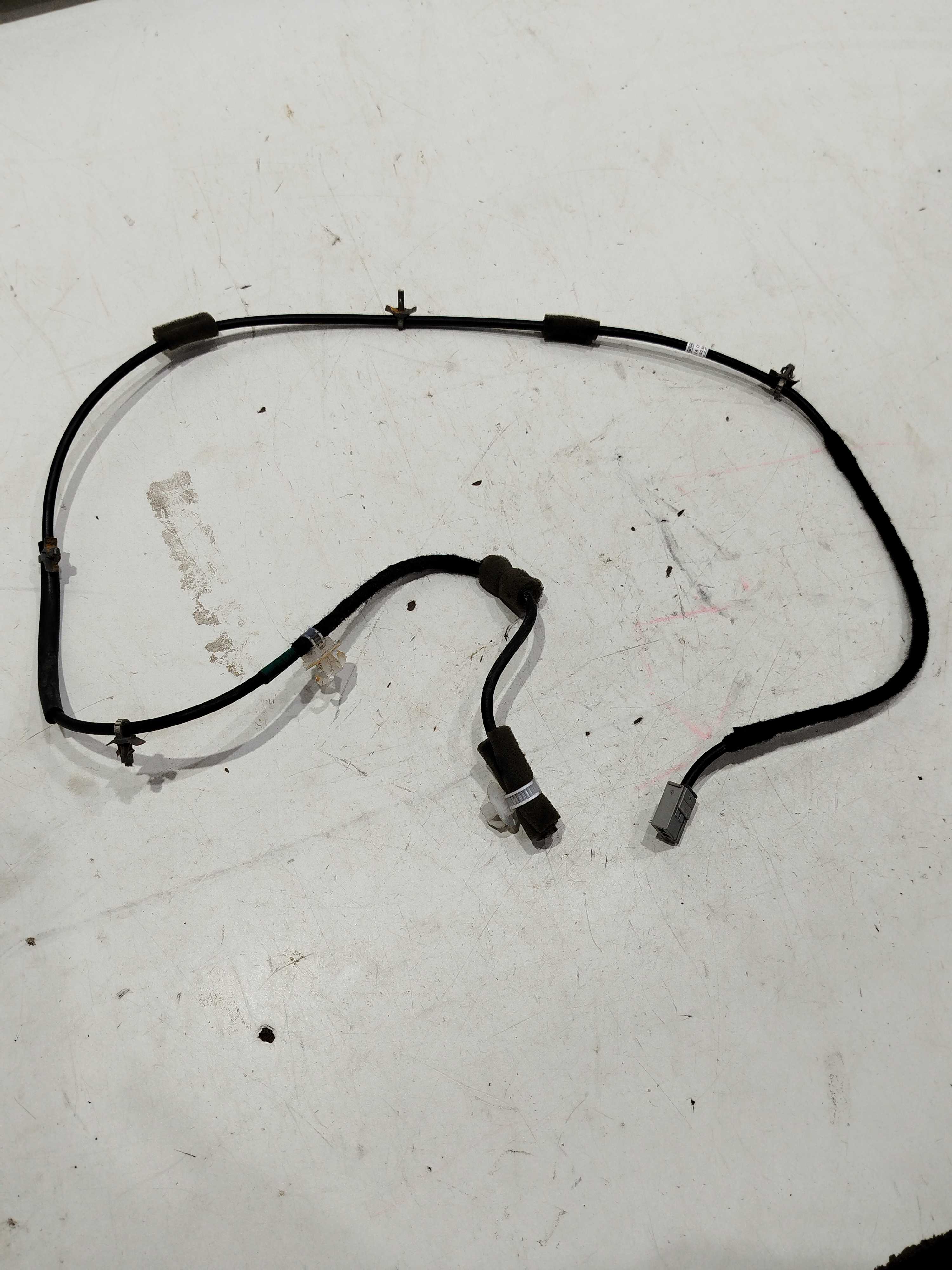 Chicote Antena Externa Nissan Versa V Drive 2020/21 Original 2