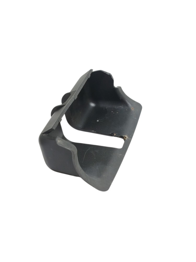 Moldura Fechadura Porta Malas Renault Megane 8200307882 6